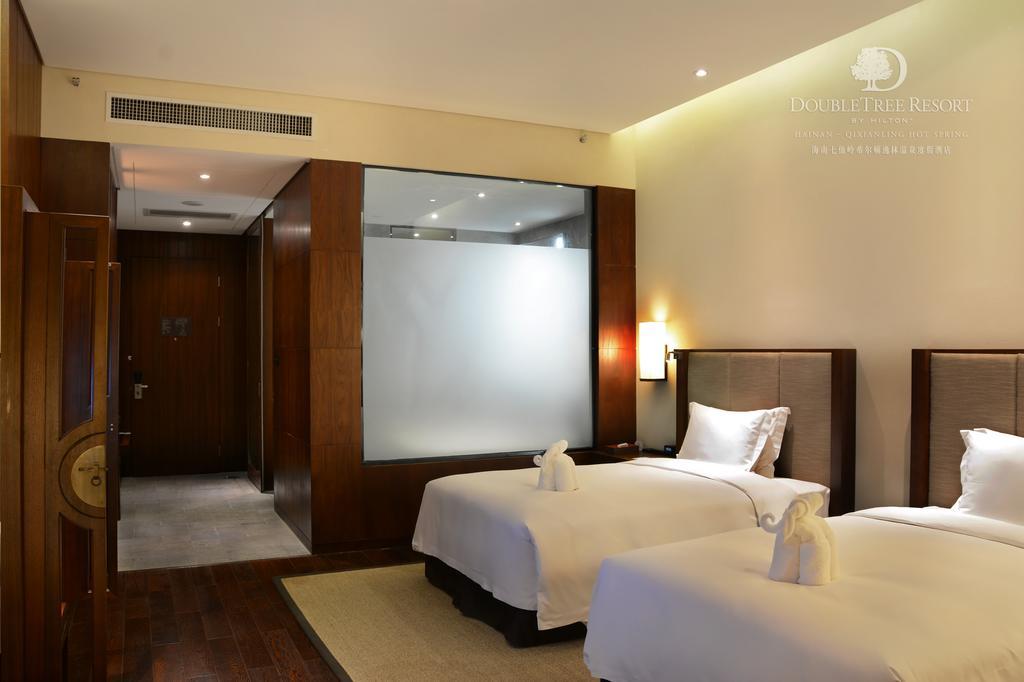 Doubletree Resort By Hilton Hotel Hainan - Qixianling Hot Spring Baoting Екстериор снимка