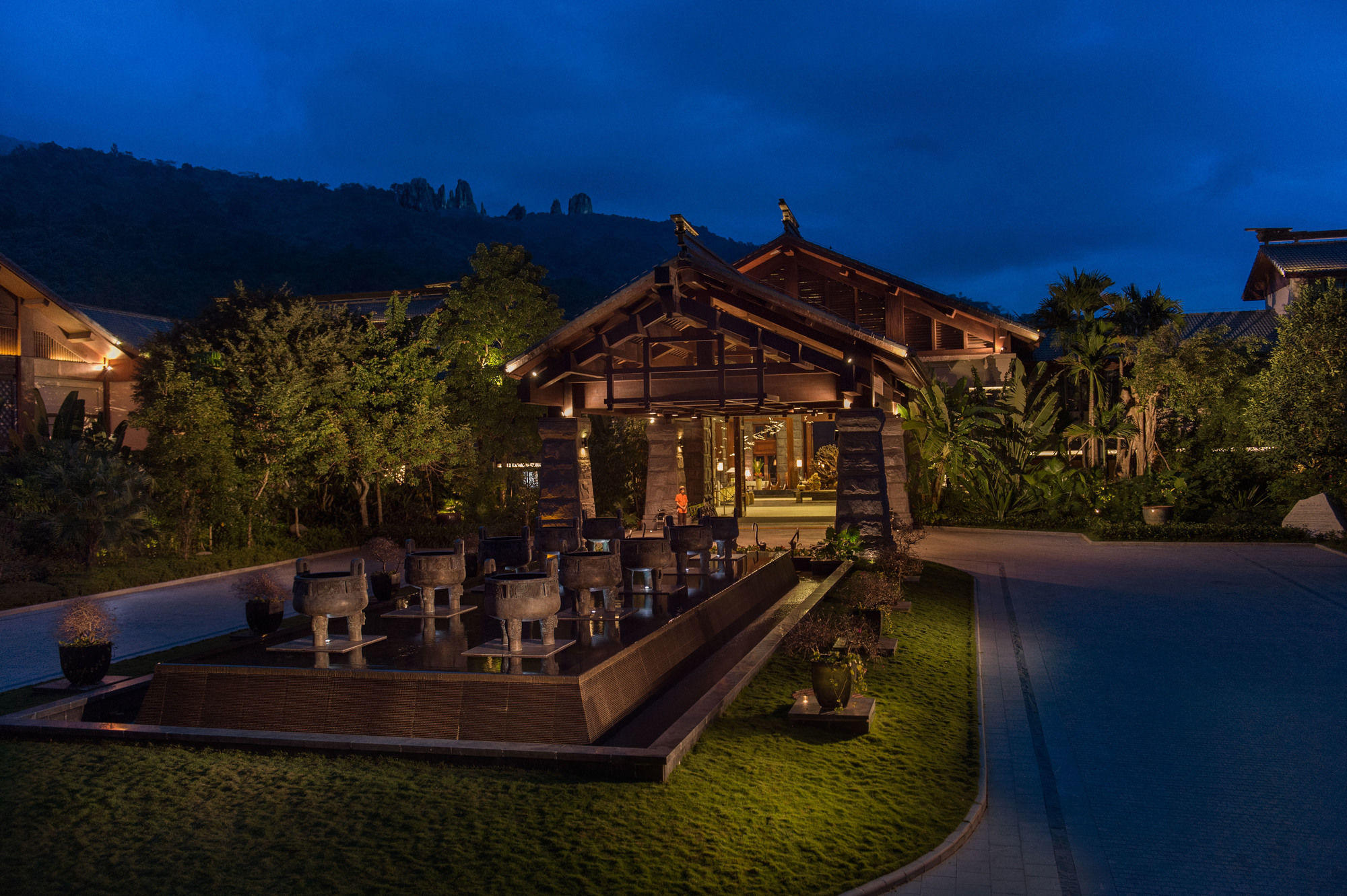Doubletree Resort By Hilton Hotel Hainan - Qixianling Hot Spring Baoting Екстериор снимка