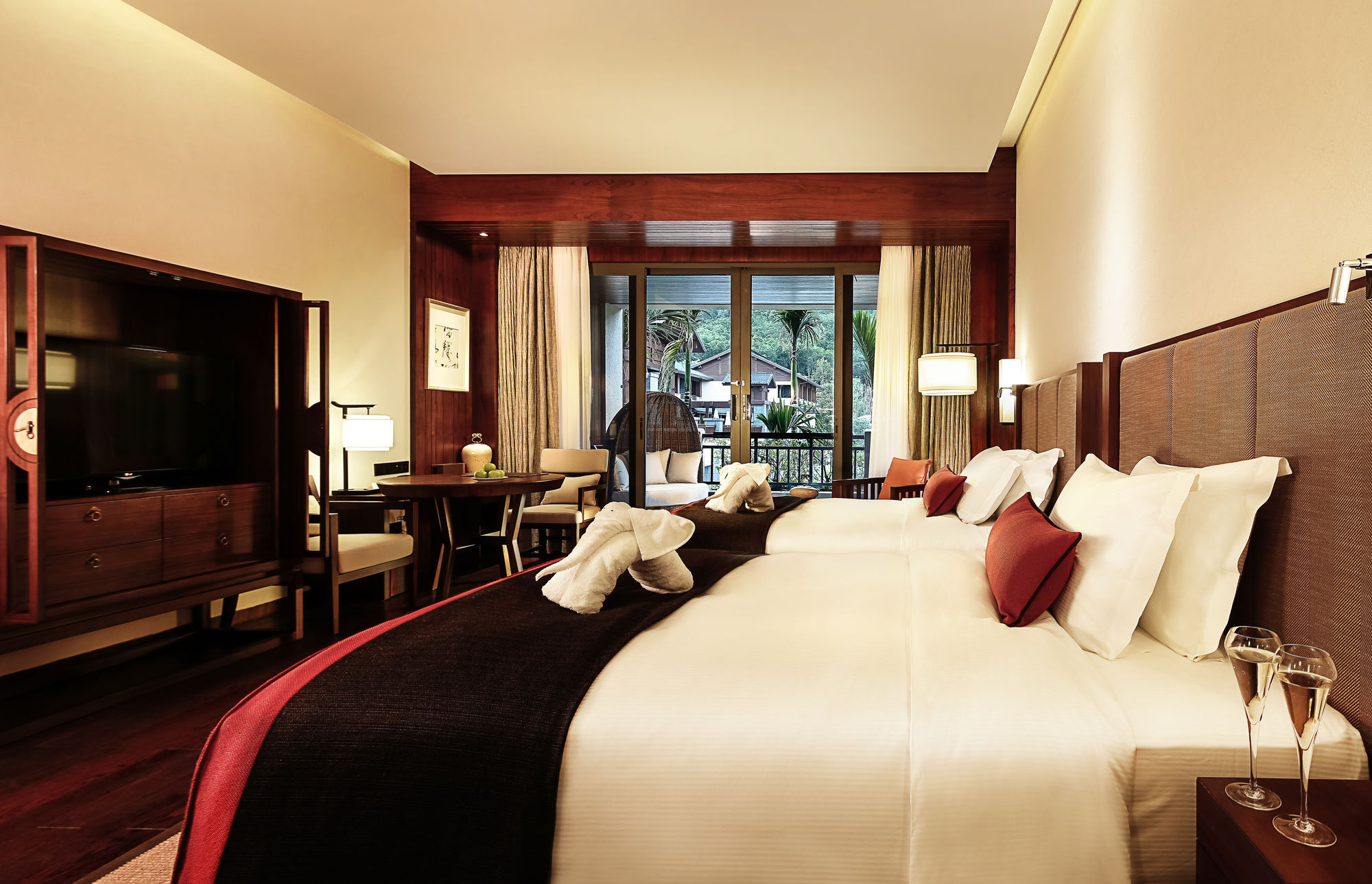 Doubletree Resort By Hilton Hotel Hainan - Qixianling Hot Spring Baoting Екстериор снимка