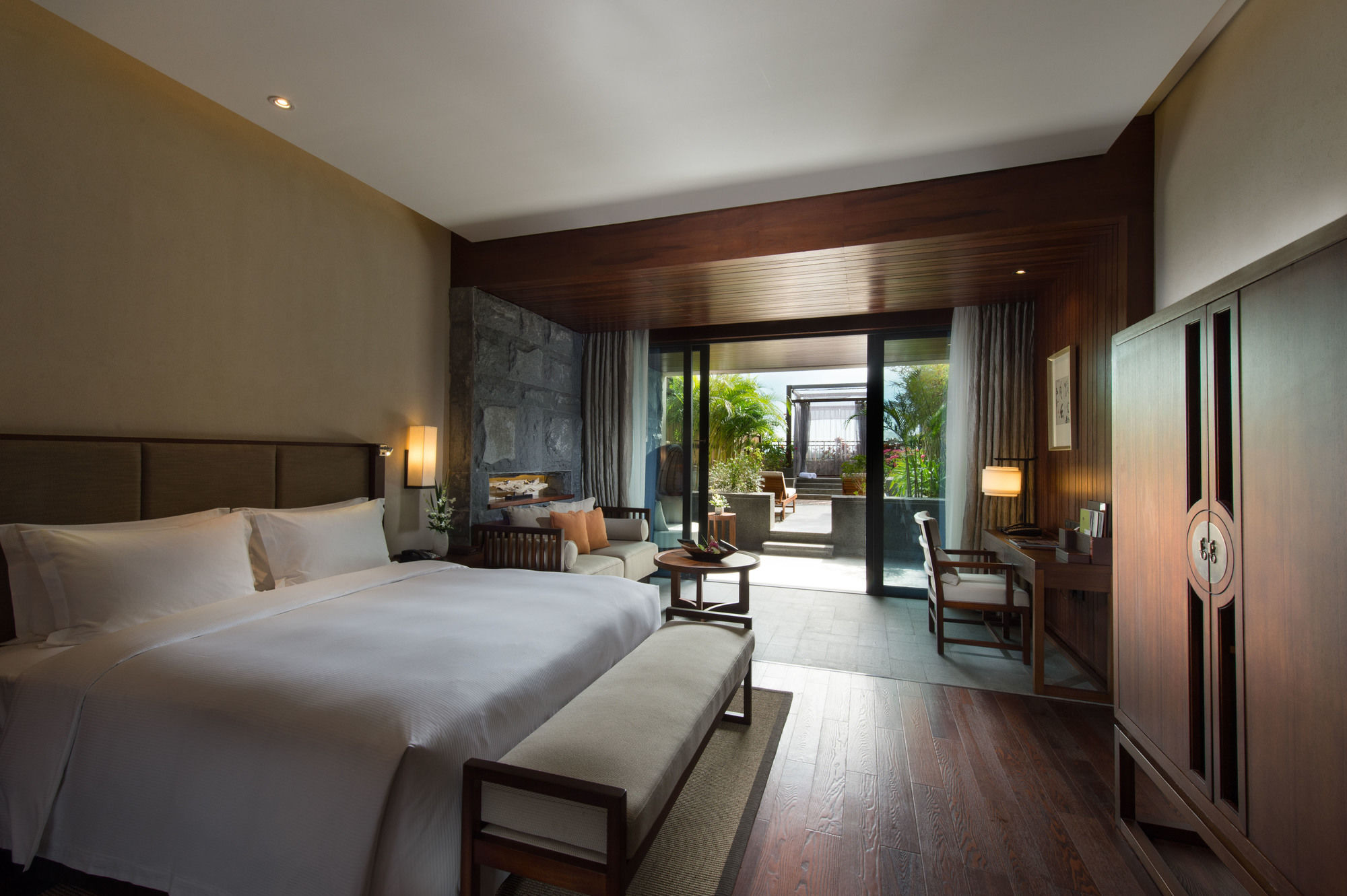 Doubletree Resort By Hilton Hotel Hainan - Qixianling Hot Spring Baoting Екстериор снимка