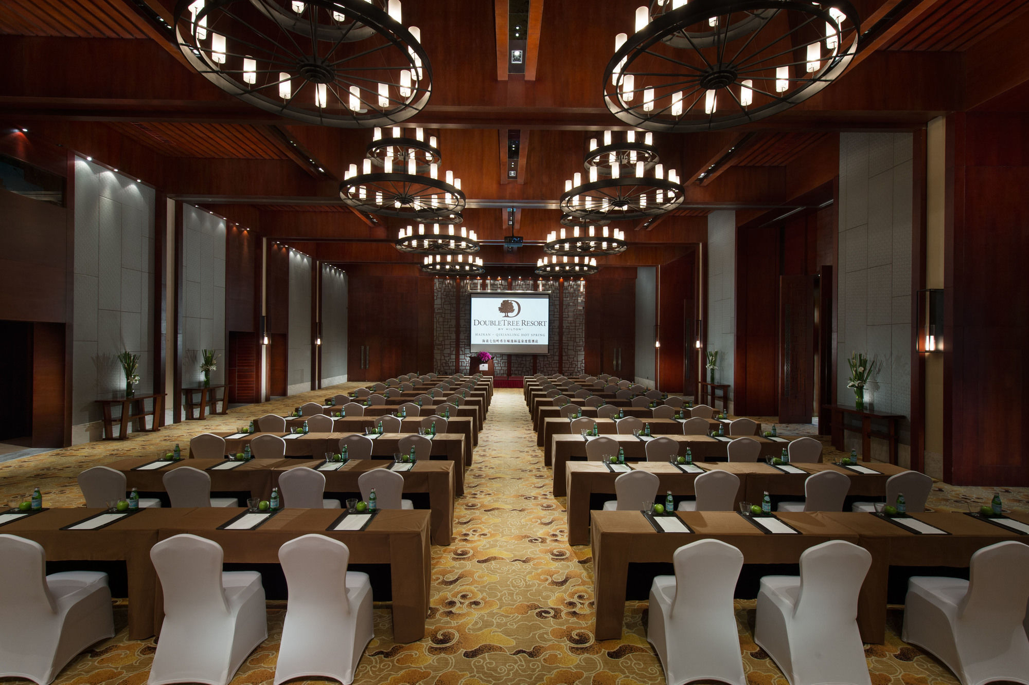 Doubletree Resort By Hilton Hotel Hainan - Qixianling Hot Spring Baoting Екстериор снимка