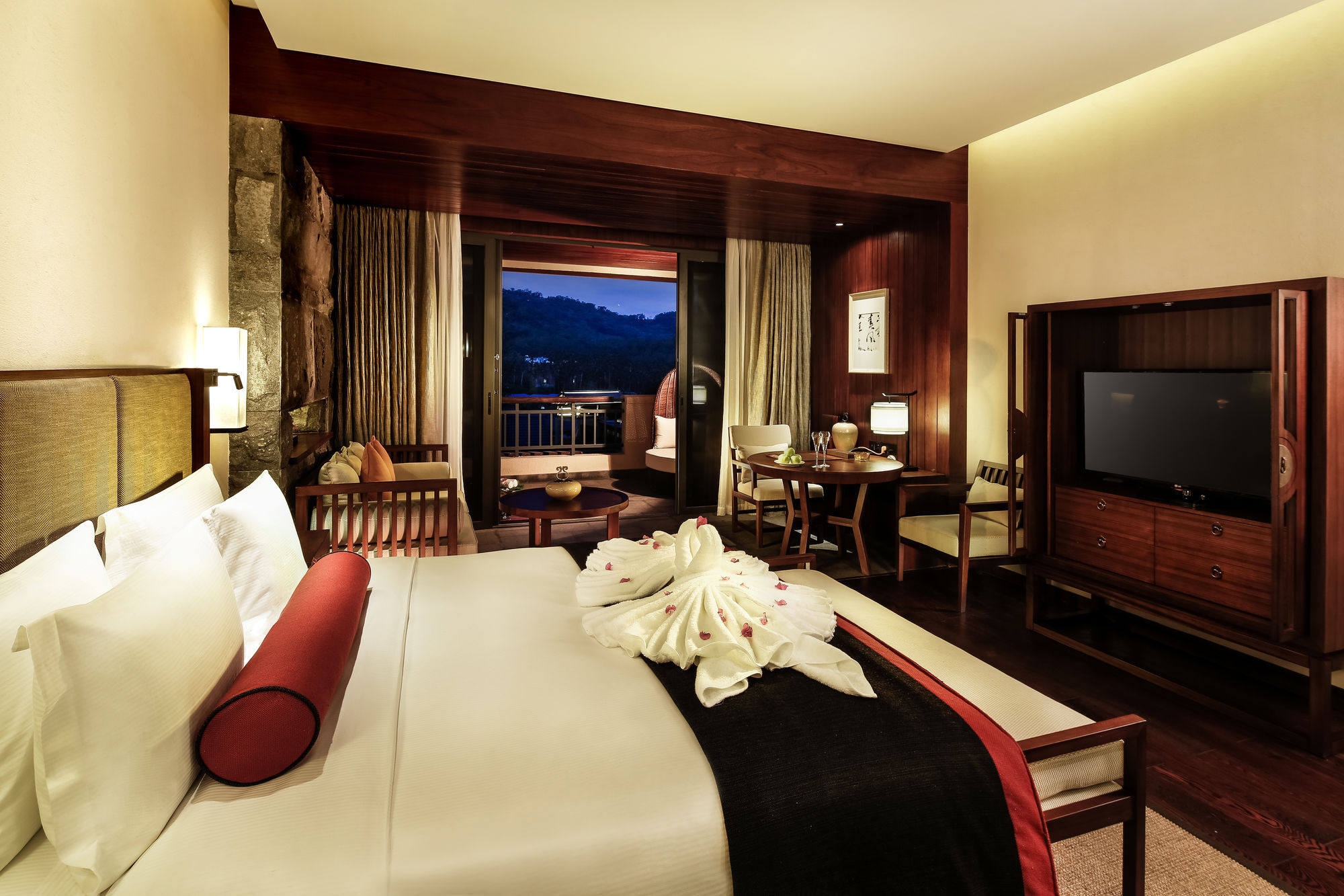Doubletree Resort By Hilton Hotel Hainan - Qixianling Hot Spring Baoting Екстериор снимка